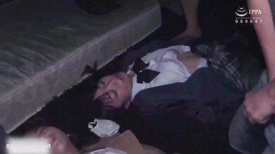 【迷奸轮奸两个音乐学院的小才女】ankk075一高一矮，高个黑丝JK小美眉长得挺漂亮，折叠交换着操，大家都想玩漂亮的