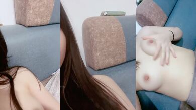 王炸！全网最粉逼，名器，馒头逼一线天白虎【清凉一夏】JK学生妹，扣到狂喷水，青涩腼腆又有点儿 (1)